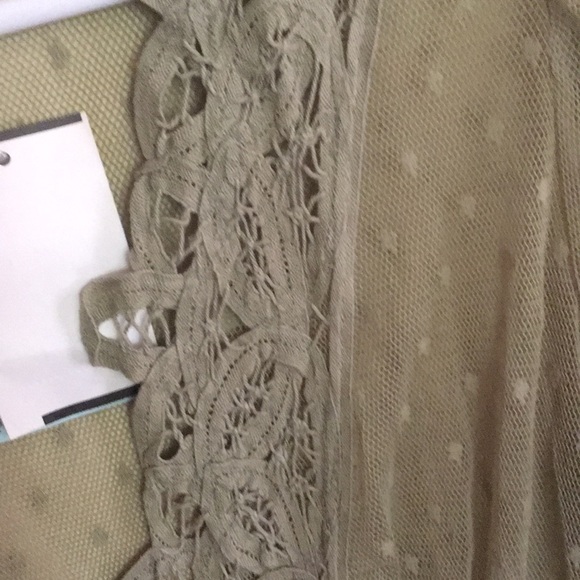 NWT Ladies large sheer vest/cover up. Size L - Picture 2 of 8